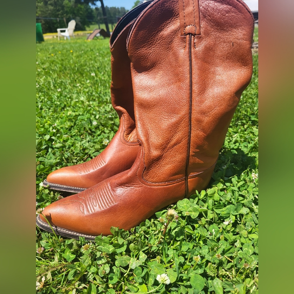 Tony Lama Size 8.5 M Cowboy Boots